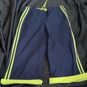 Danskin Now Navy Cropped Active Capris with Lime Accents